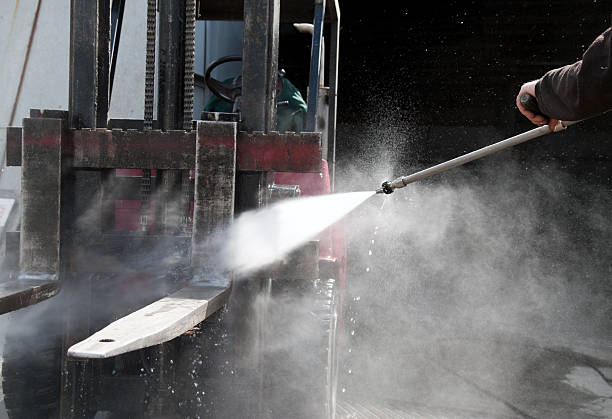 Best Warehouse Cleaning  in Temesl Valley, CA