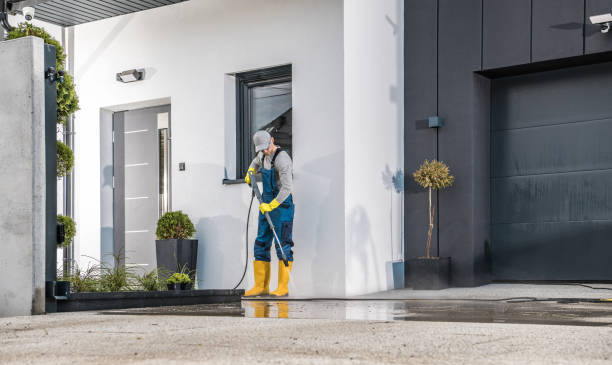 Best Patio and Deck Pressure Washing  in Temesl Valley, CA